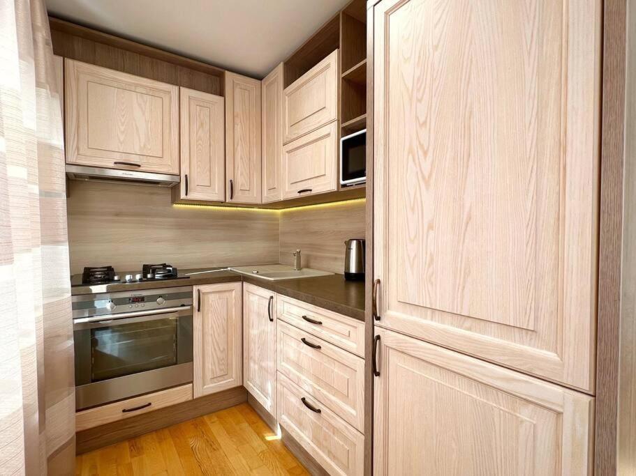 New Apartment With A View In The Town Center Narva Ngoại thất bức ảnh