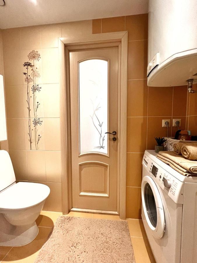 New Apartment With A View In The Town Center Narva Ngoại thất bức ảnh